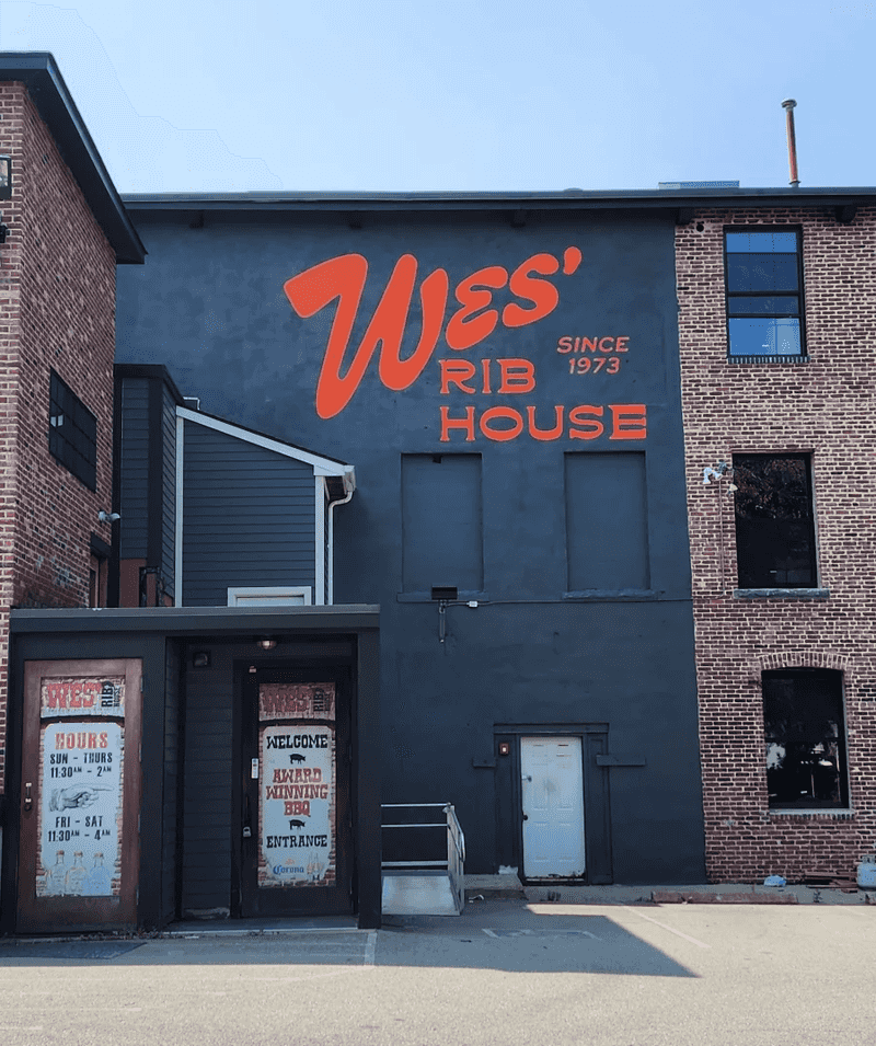 Rhode Island: Wes's Rib House (Providence)