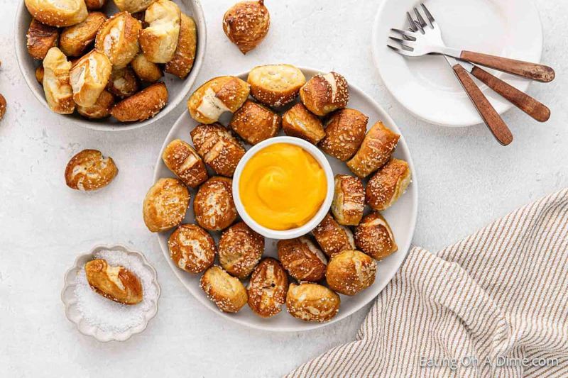 Garlic Parmesan Pretzel Bites
