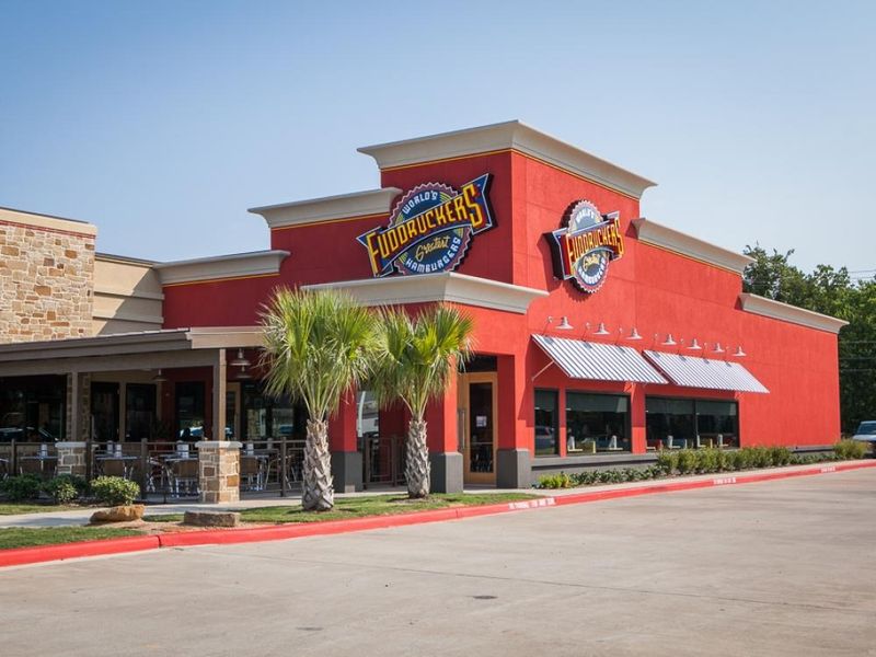 Fuddruckers
