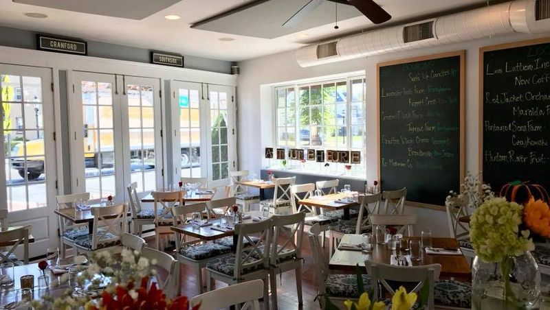 A Toute Heure – Cranford, New Jersey
