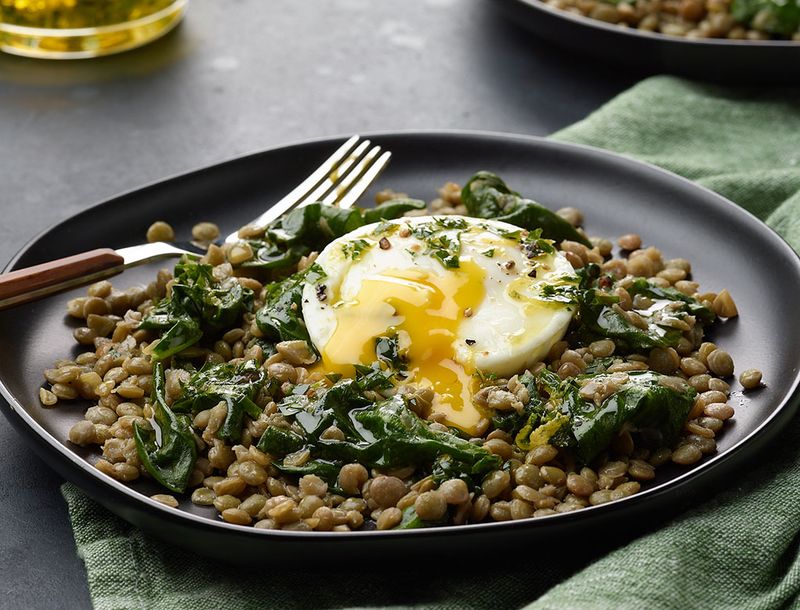 Lentil and Veggie Breakfast Bowl