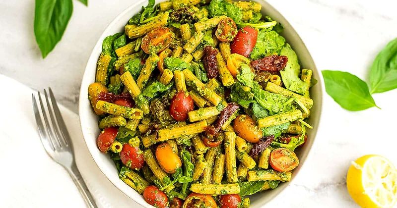 Pesto and Sun-Dried Tomato Pasta Salad