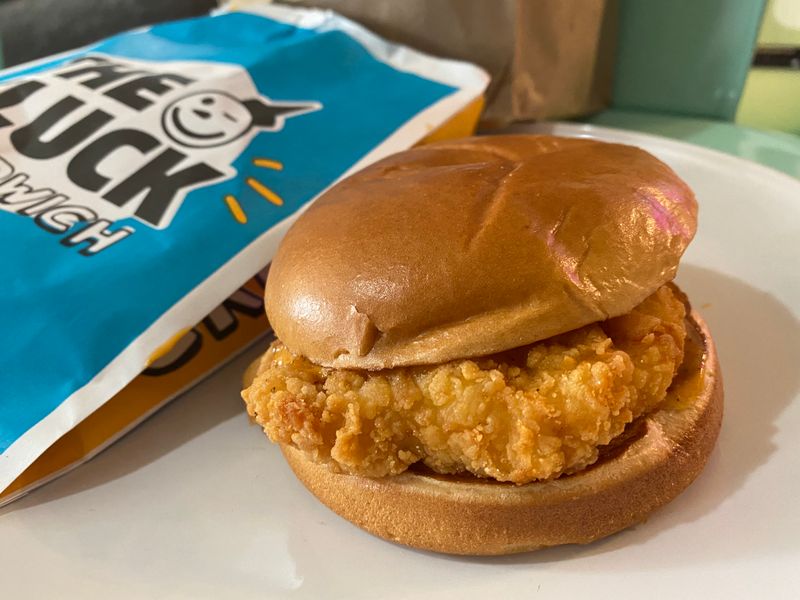 Jack in the Box – Cluck Sandwich