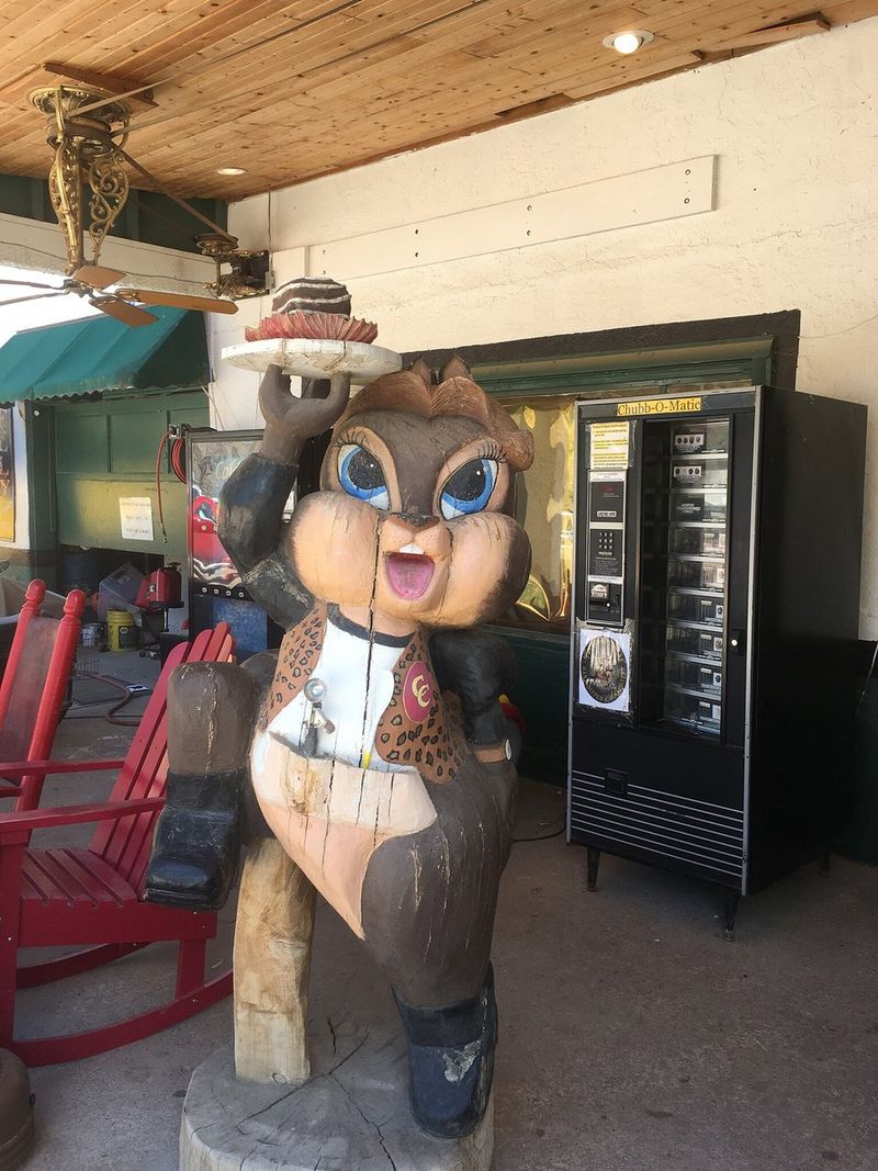 South Dakota: Chubby Chipmunk Hand-Dipped Chocolates – Deadwood