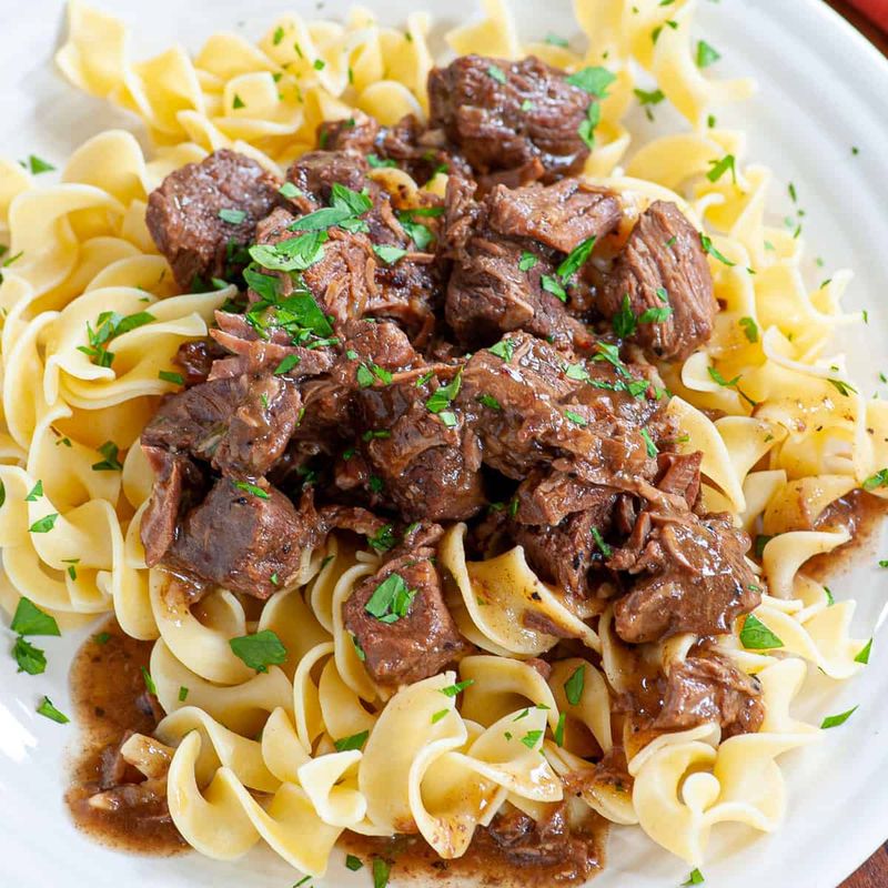 South Dakota: Beef Tips & Noodles – Phillips Avenue Diner, Sioux Falls