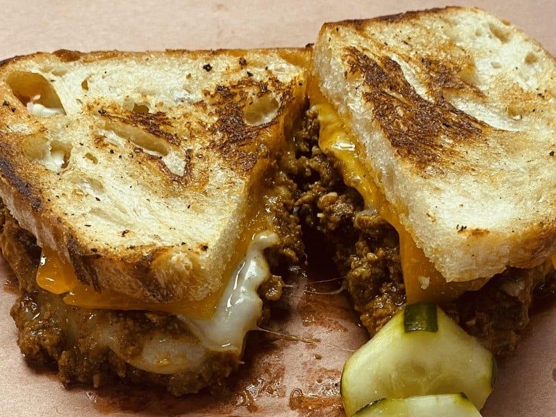 South Dakota - The Bison Cheddar Grill