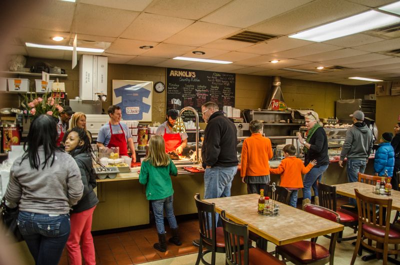 Tennessee: Arnold's Country Kitchen – Nashville