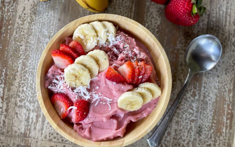 Strawberry Smoothie Bowl