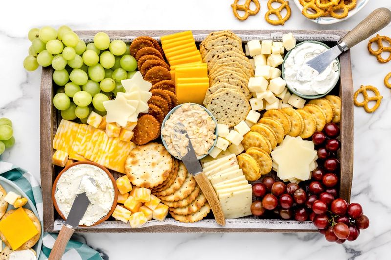 Herbed Cheese and Crackers