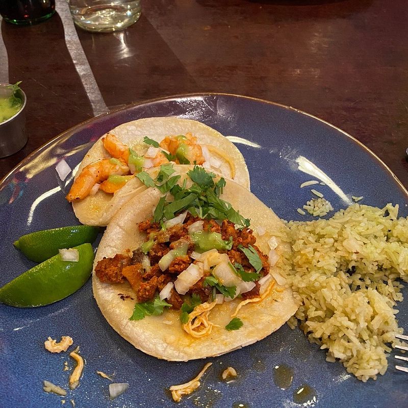 Del Charro – Santa Fe (Inconsistent taco quality)