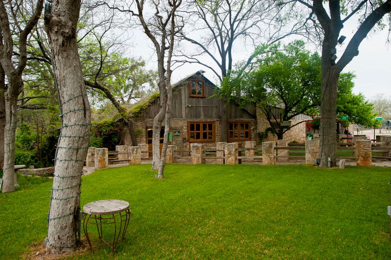 Texas: The Salt Lick BBQ – Driftwood