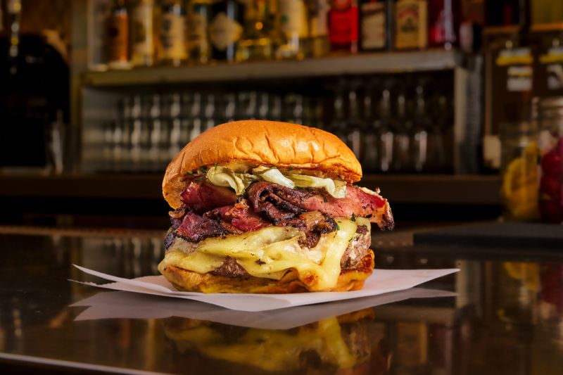New York Deli Burger