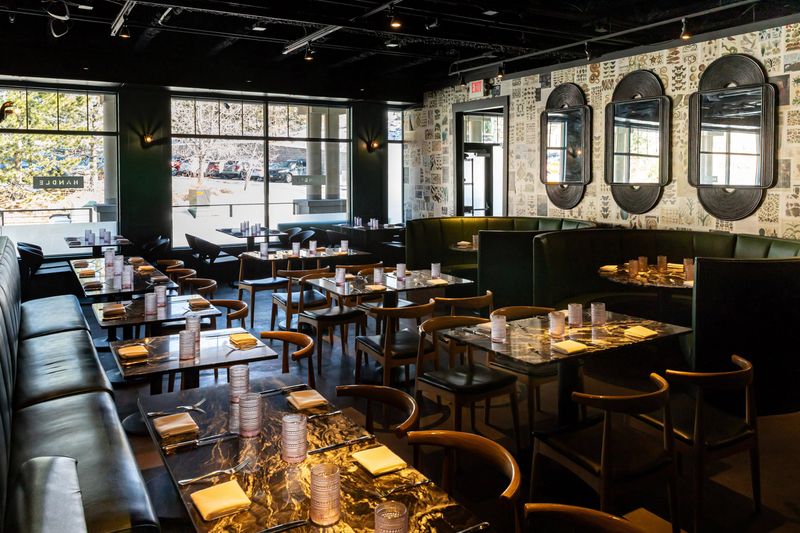 Utah: Handle – Park City