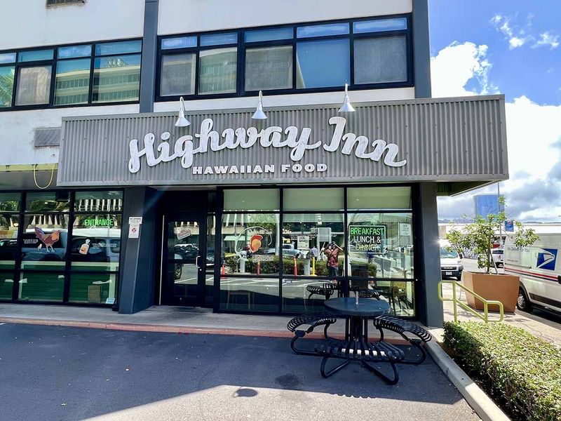 Highway Inn – Honolulu, Hawaii