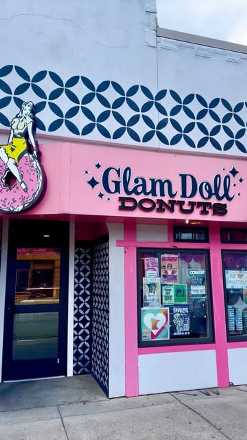 Glam Doll Donuts – Minneapolis, MN