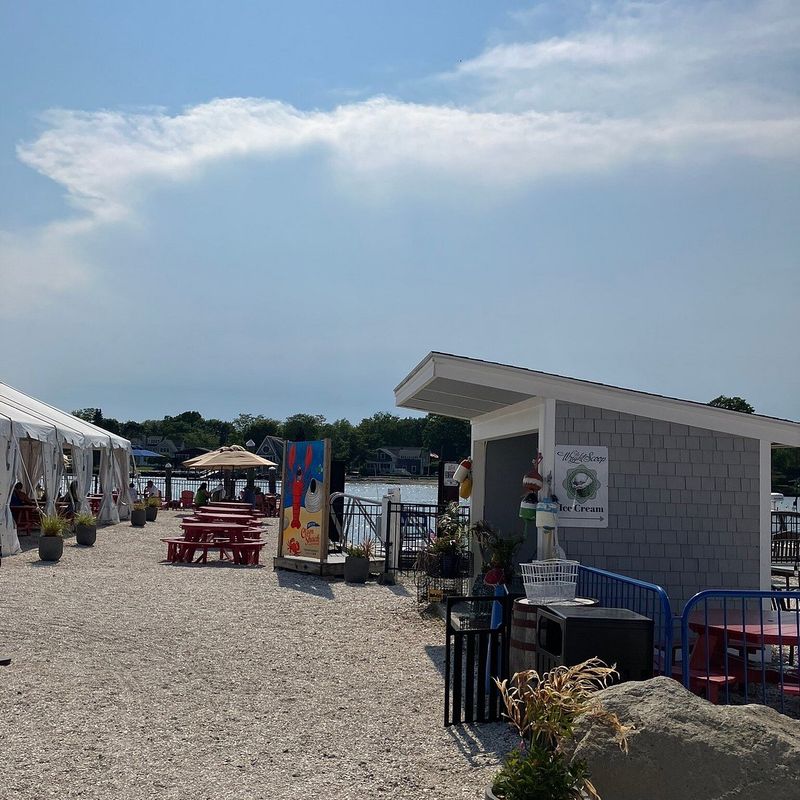 Blount Clam Shack in Warren