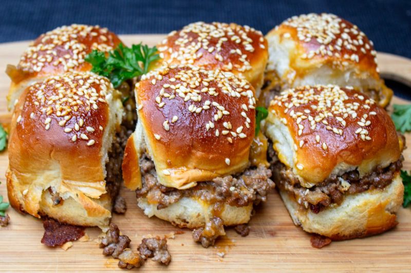 Classic Cheeseburger Sliders