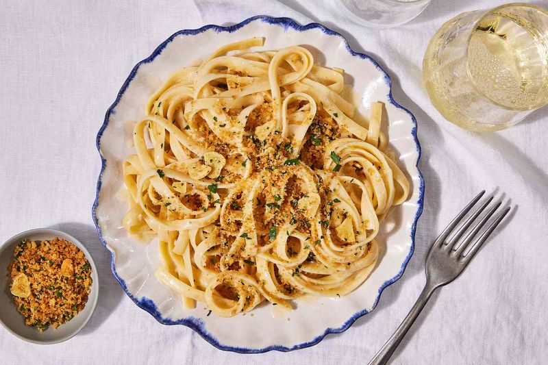 Fettuccine Alfredo