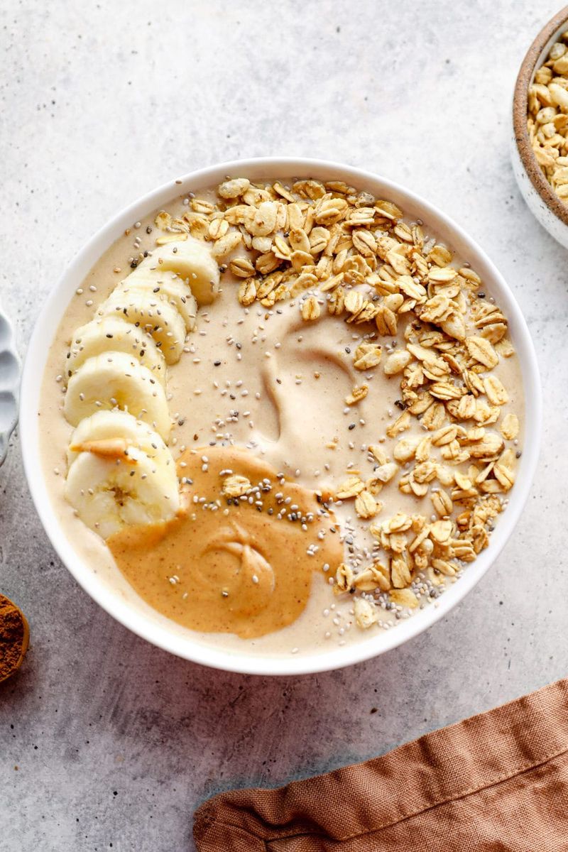 Almond Butter and Banana Smoothie Bowl