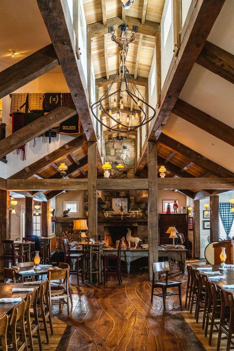 White Horse Inn – Metamora, Michigan