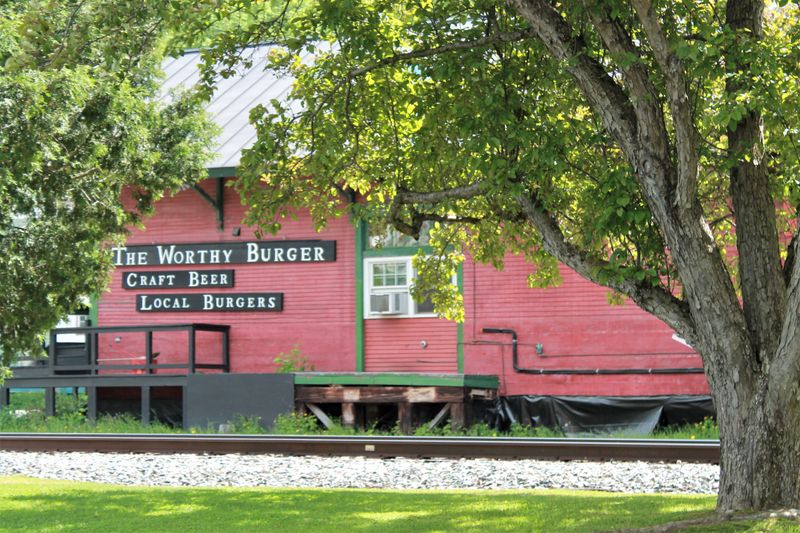 Vermont: Worthy Burger – South Royalton