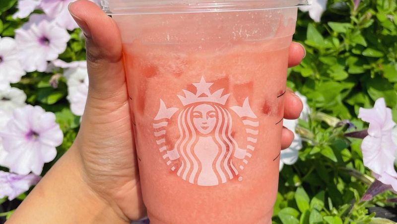 Iced Guava Passionfruit Drink