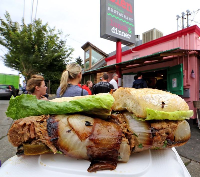 Washington: Paseo Caribbean Food – Seattle