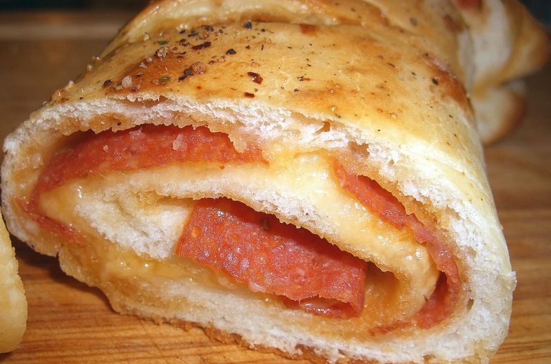 West Virginia: Pepperoni Roll