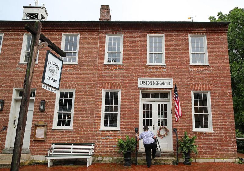 J. Huston Tavern, Missouri