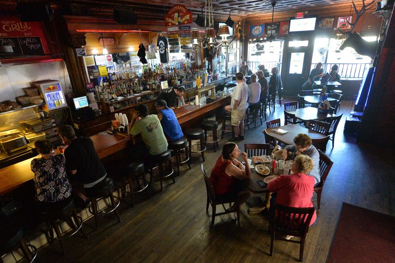 Neumann’s Bar – North St. Paul, Minnesota