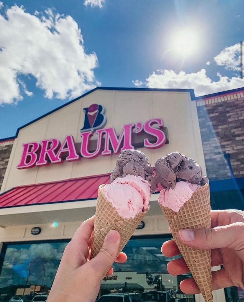 Braums Ice Cream & Dairy Store - Oklahoma