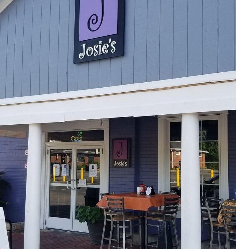 Josie’s – Georgetown