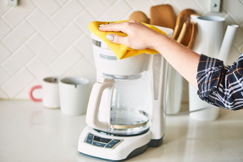 Using Dirty Equipment