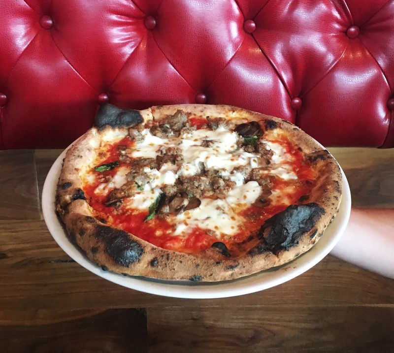 Forno Rosso Pizzeria Napoletana