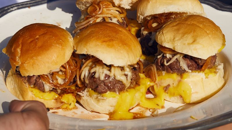 Juicy Beef Sliders