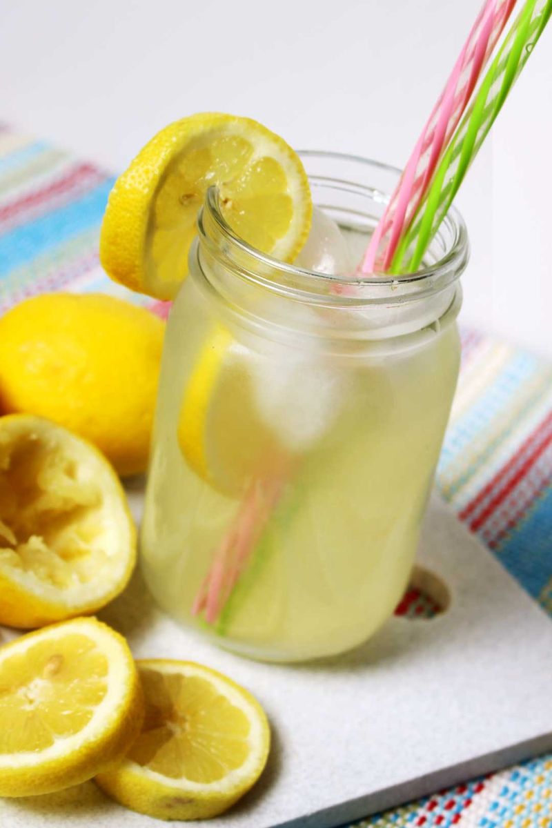 Mason Jar Lemonade