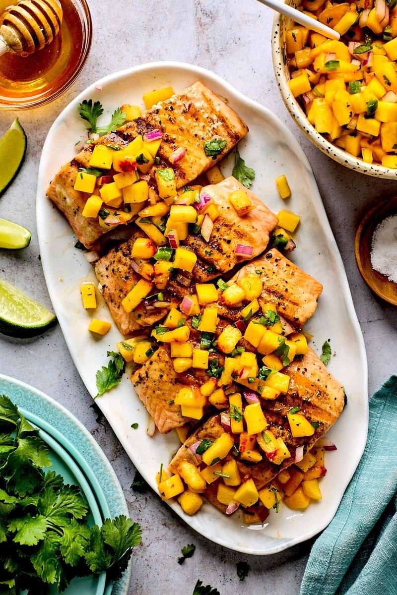 Grilled Salmon with Mango Salsa